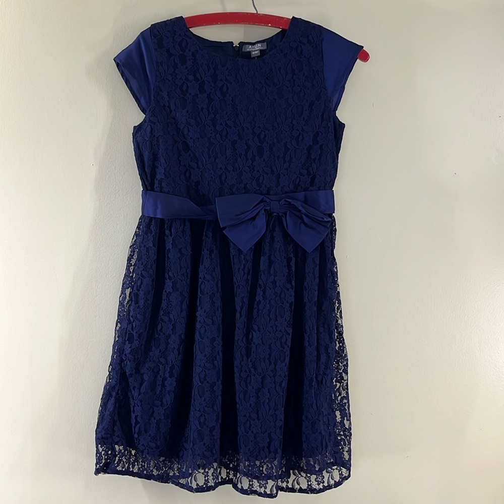 New ATUN (AllThingsUberNice) blue lace dress